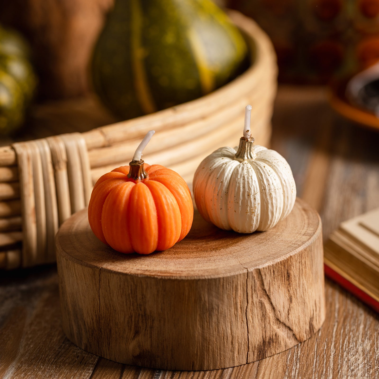 Pumpkin_Candle_Set_Orange_Whit