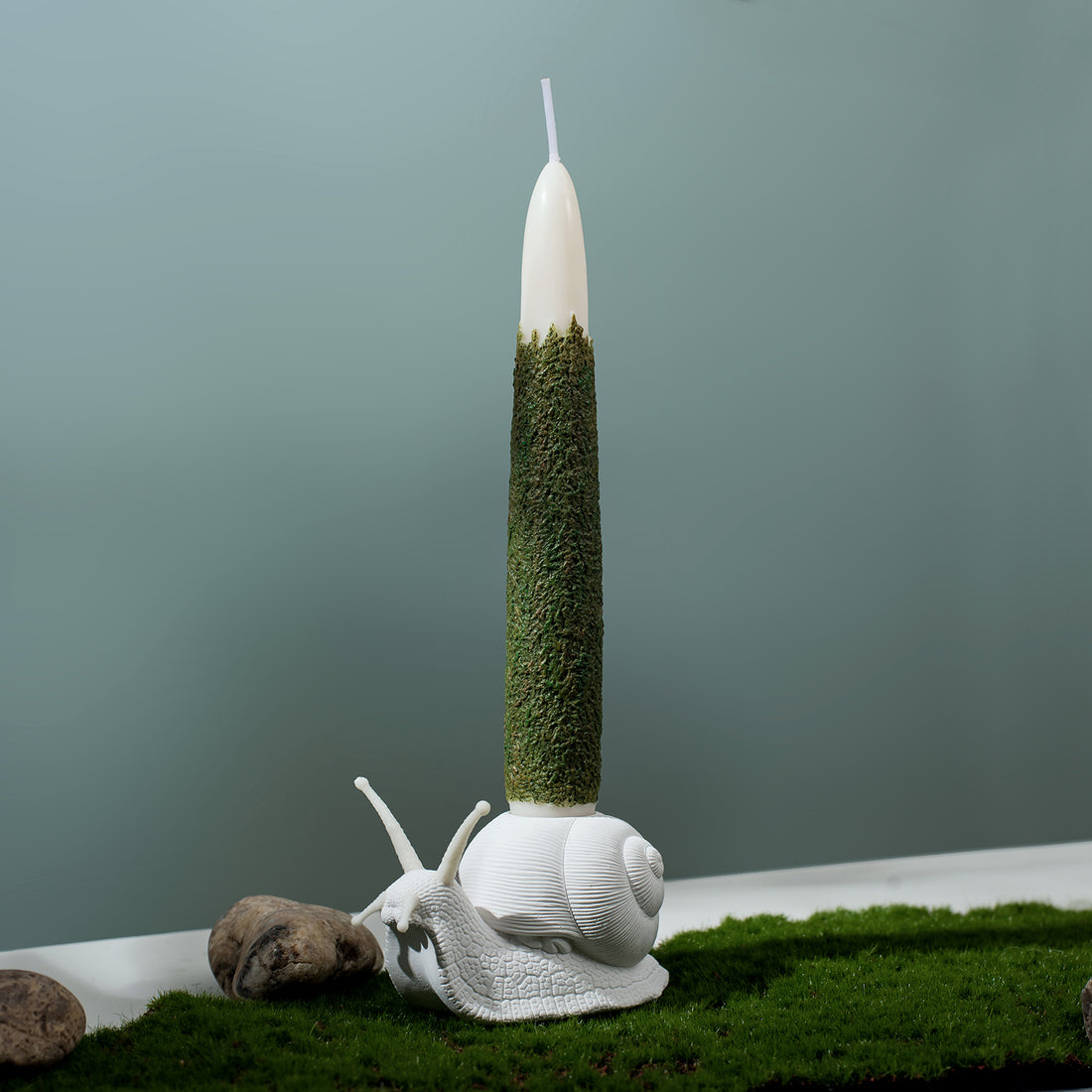 Moss Taper Scented Candle & Snail Candle Holder Set for Home Decoration Crafts Arts