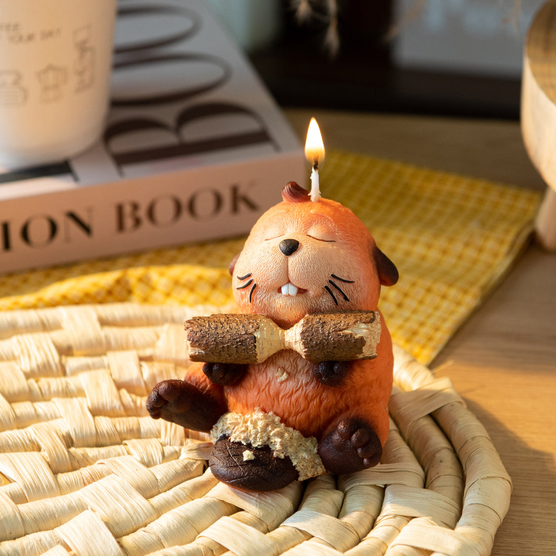 Southlake Gifts Busy Beaver Candle, a handmade sea salt scented soy candle and a cute animal gift for beaver lovers, wildlife enthusiasts, and nature-inspired home décor.