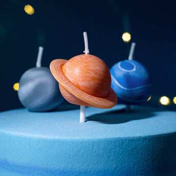 Complete your Galaxy Planet Candle for your birthday party.