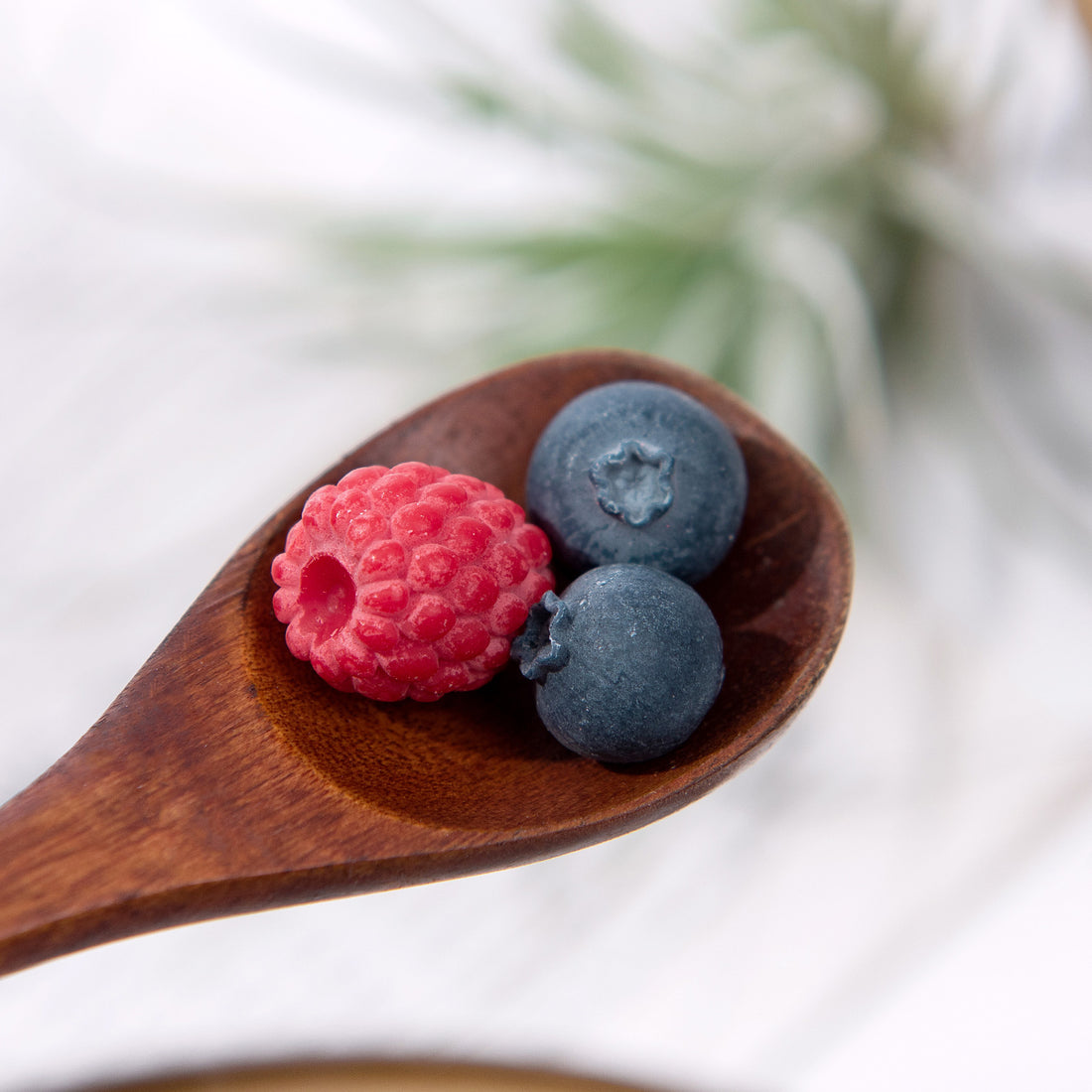 Raspberries and Blueberries wax melt from the Acai Yoghurt Bowl novelty food Candle.