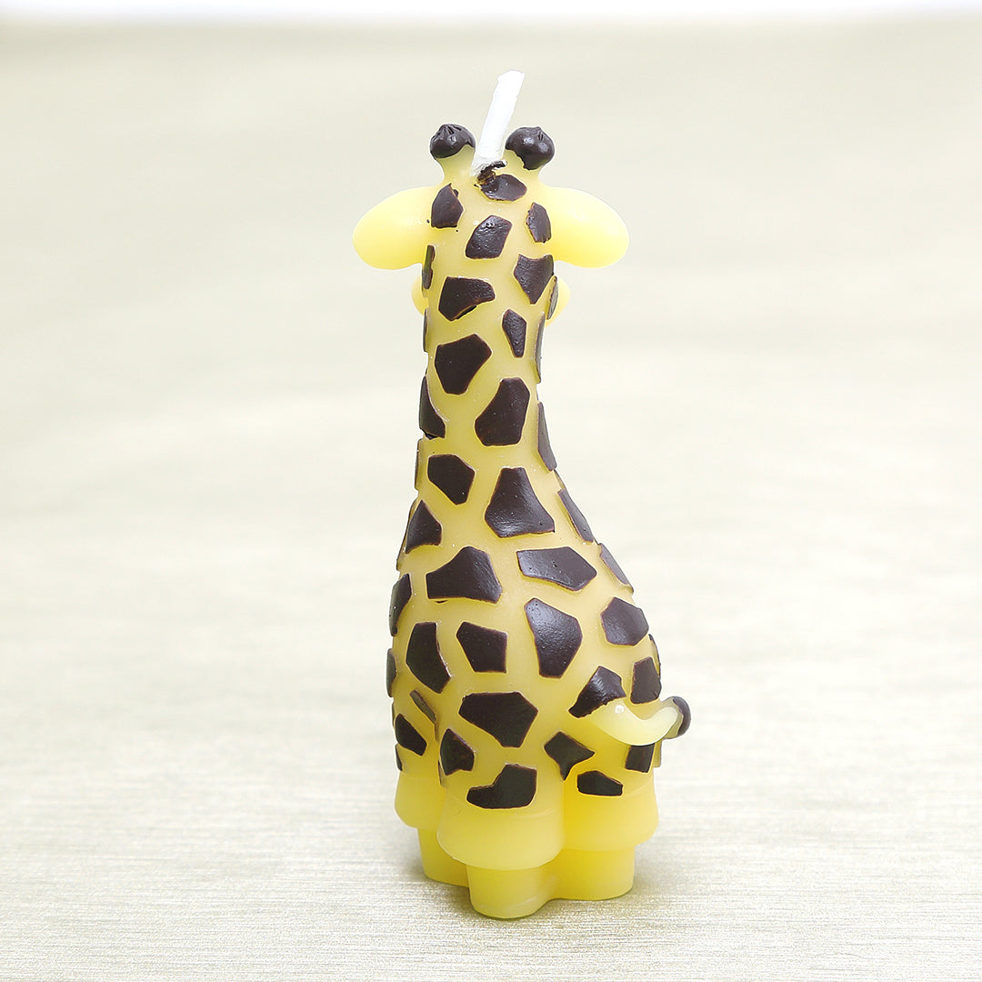 Back details of a lovely Baby Giraffe Candle.